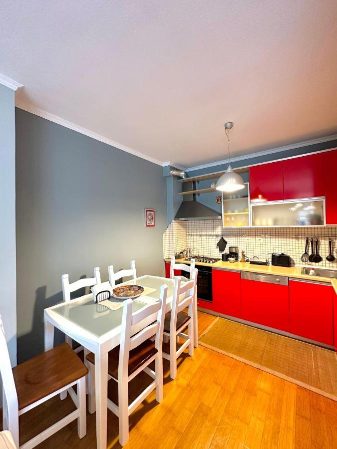 Central Inn Home Tirana Eksteriør billede