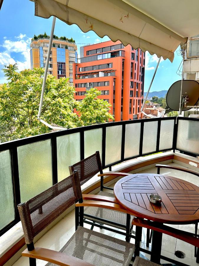 Central Inn Home Tirana Eksteriør billede