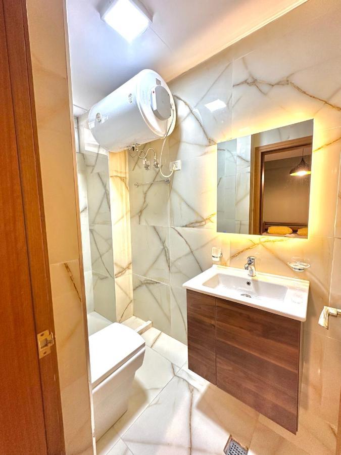 Central Inn Home Tirana Eksteriør billede