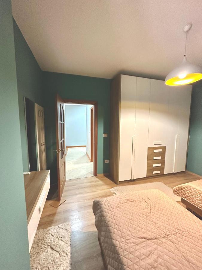 Central Inn Home Tirana Eksteriør billede
